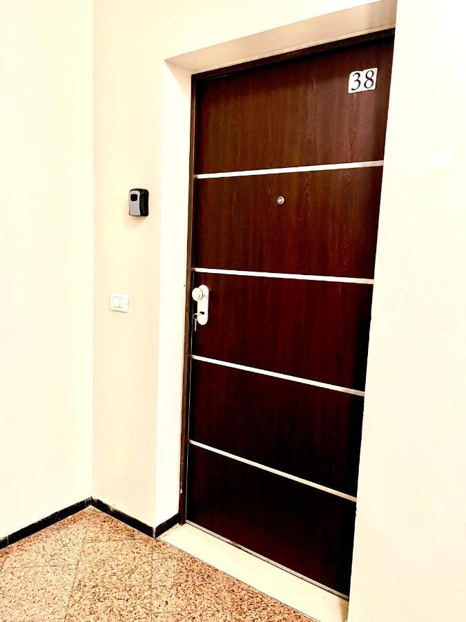 City Center Apartment Galeria Tirana Exterior photo